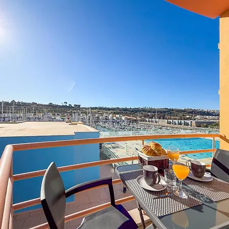 Luxury 2 Bedroom Apartment, Marina De Albufeira5 Apartment